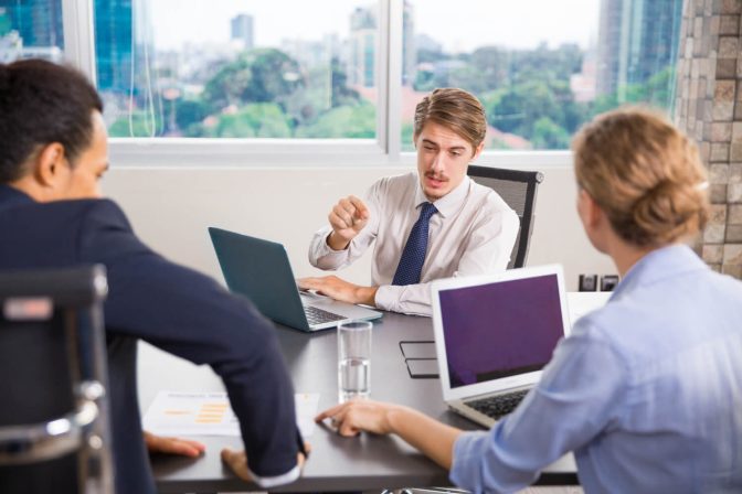 Why Leading Businesses Choose SRM Recruitment Agency in 2025